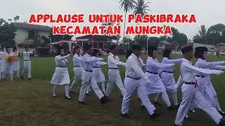 TEPUK TANGAN YANG MERIAH UNTUK PASKIBRAKA KEC. MUNGKA