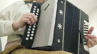 Вступление к песне Мама еду я домой, оригинал, на гармони. Цифры к песне 89277382068