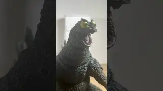 Godzilla 1962 went insane 