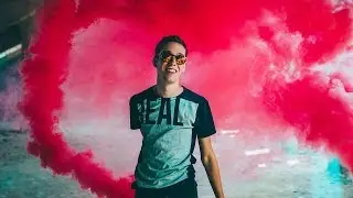HOW TO TAKE GOOD PICTURES AND USE SMOKE BOMBS