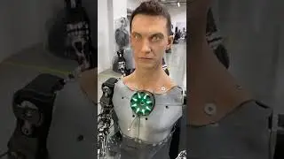 Olha esse robô para ser humano falta pouco
