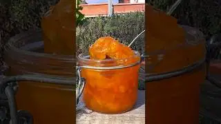 The Secret to Perfect Peach Marmalade
