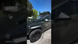 Cybertruck vs Wooden fence. Кибертрак против деревянного забора. 0:1