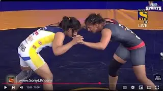 Sakshi Malik और Geeta Phogat के इस मुक़ाबले ने भारतीय कुश्ती की तस्वीर बदल दी