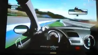je joue à froza moto sport 4