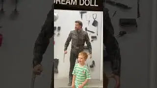 Is this HUGH JACKMAN'S DOPPELGANGER? 