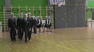 Смотр строя и песни. 6.2 класс - Экипаж - одна семья и 6.3 класс - Орлята учатся летать