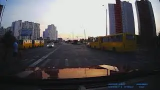 Тест  видеорегистратора JADO D330-GD. Сумерки.