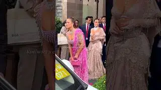 Let's talk about Kim and Khloe's Indian wedding outfits 