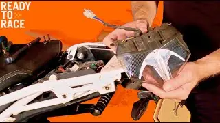 How to Remove Rear Light from the KTM Duke 390