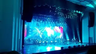 Классическая музыка и классика рока, идеальное сочетание.
