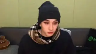 Bang Chan spoiling his hair color for MANIAC comeback ... 🤡💀