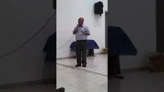 הרב יהודה יצחקי במסיבת סיום בנות שירות 2012