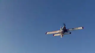 Hacker Model EU  -  Extra 330 SC