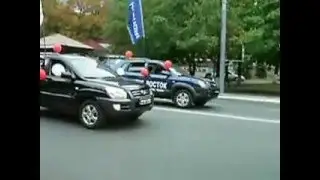 Мариуполь.Праздничный парад