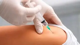 How to Give IM Injection in Hip Muscle 💉 | Step-by-step guide