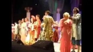 В Харькове  театр 