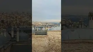 Отсюда он кажется искусно нарисованным. СТАМБУЛ. 