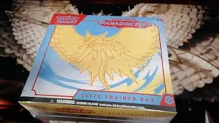 Pokemon Scarlet & Violet  - Paradox Rift ETB