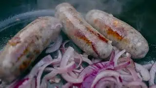 The Perfect Sausage Sandwich using Sauce Shops Tomato Ketchup