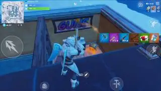 Clearing Greasy Grove shop in Fortnite Season 7 (mobile)