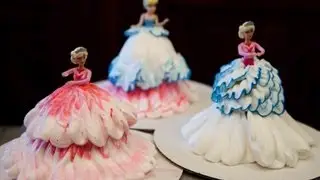 (How To Make) Barbie Cupcakes / Cake Decorating