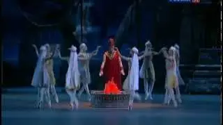 Баядерка (Выход Великого брамина и танец баядерок)