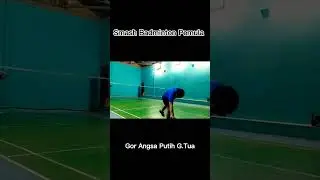 Belajar Smash Badminton Pemula #shorts #short #badminton #badmintonindonesia #badmintonlovers