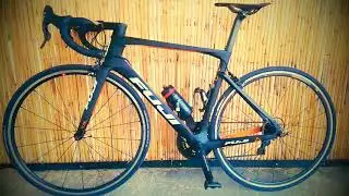 Fuji Transonic 2.1 Rim Satin carbon/red. Model 2020.
