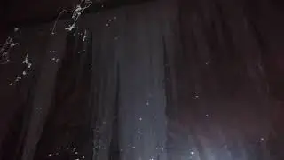 6-foot chungus icicle