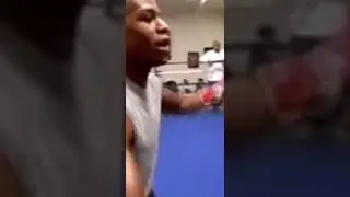 Floyd Mayweather HATED Ricky Hatton 😂 #shorts #shortsclip #viral