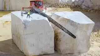 Extreme Method to Cut Expensive Marble Rocks in Quarry
