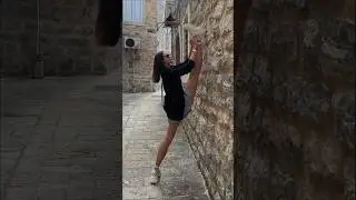 Typical Gymnast // Split Challenge // Lera the gymnast #gymnast #split #flexibility