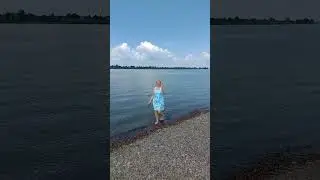 Река, лето