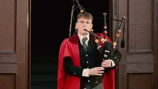 Alistair Robinson, The Chancellor’s Piper, plays Scotland the Brave