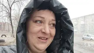 Снег, труд, май!