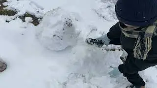 Aras kardan adam yapmayı öğrendi 👍🏻👏🏻☃️⛄️⛄️⛄️