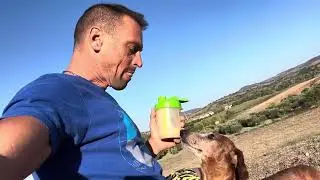 Il primo bassotto al mondo a chiedere Herbalife