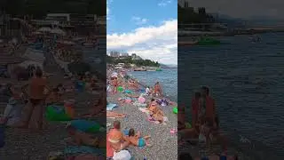 Крым. Алушта. Городской пляж. Июнь 2024 г.