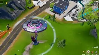 Every Time i try to land in Tilted Towers