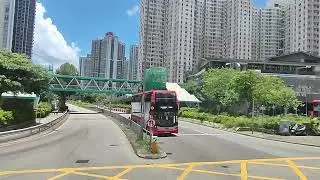 Naik bis umum Di hari sabtu