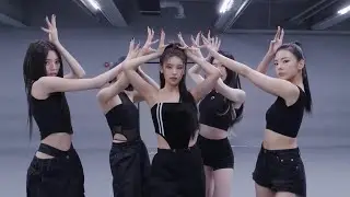 ITZY - Cheshire (Dance Practice Mirrored + Zoomed)