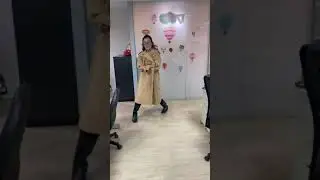 Exhibitionist