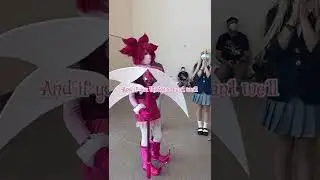 Surprising a Spinel Cosplayer 😏