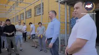 Подарки в тюрьму. Ураза Байрам и шведская писательница в спецприемнике Сахарово