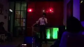 Am Stand Up (Minut Init, 161025)