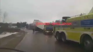 Фура в Стабне улетела с дороги