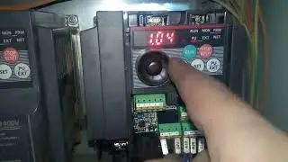 How to setup Inverter MITSUBISHI -FR-d700 error 4