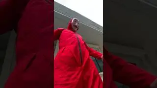 Money Heist vs Police 226 #moneyheist #parkour #police #escape #shorts #goguys