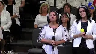 Даром только лишь нищим дают